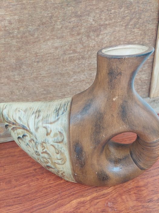 Peças de louça para enfeitar