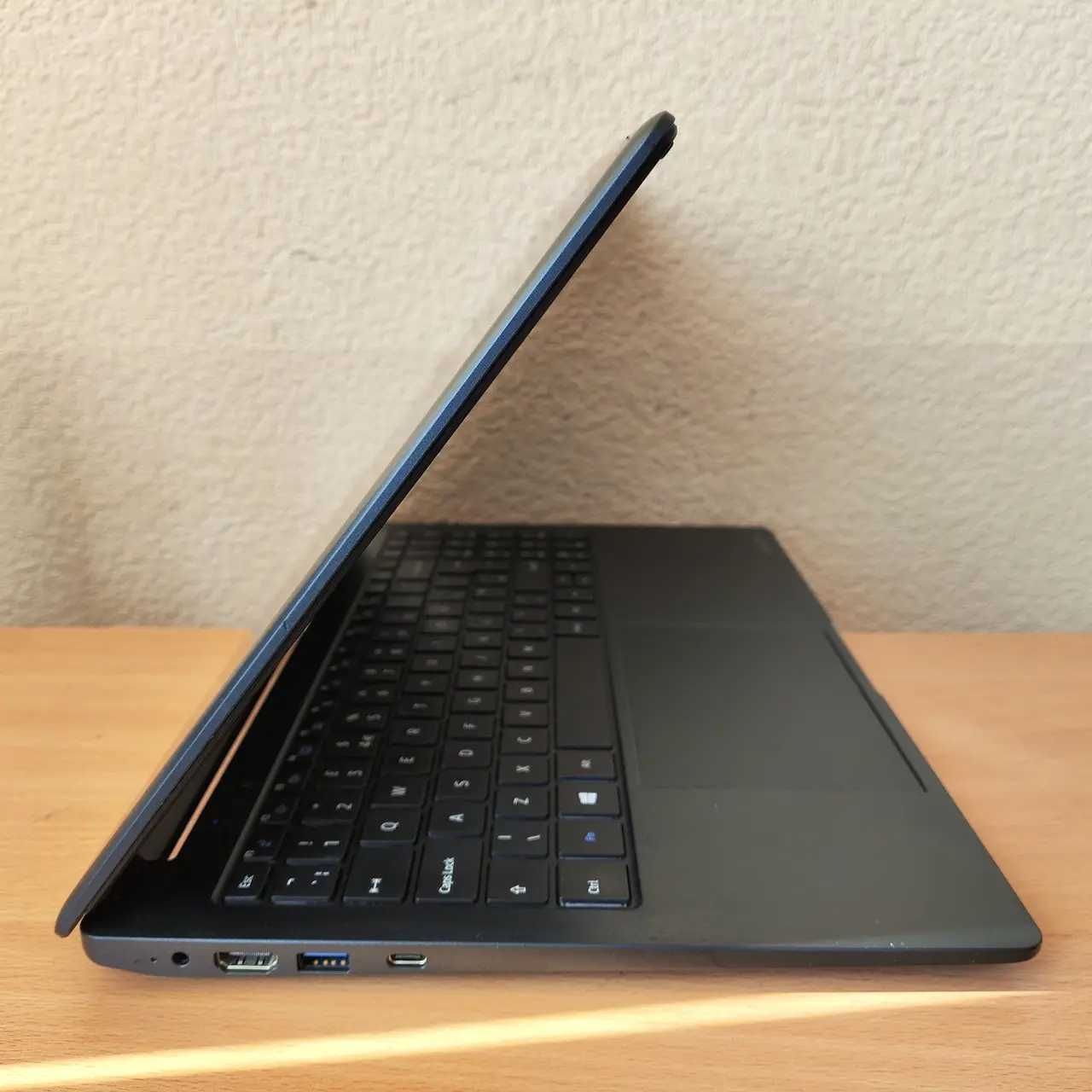 Dynabook Toshiba PRO C50D-B 15.6" FHD/IPS Ryzen5 5600U/16/256SSD/Vega7