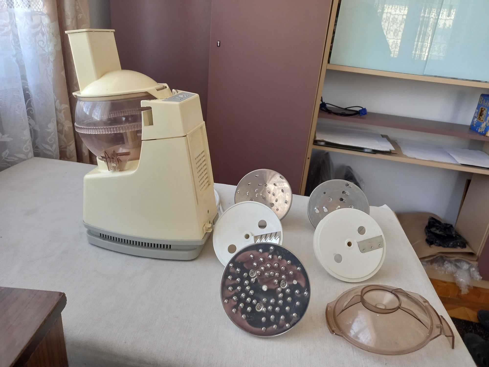 Robot kuchenny RONIC