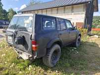 Nissan patrol y61 off road
