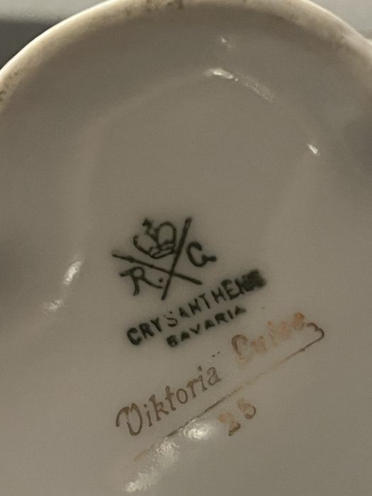 Rosenthal Viktoria Luise , bratki - mlecznik