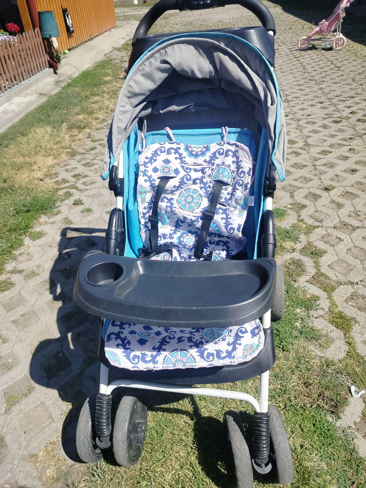 Sprzedam wózek spacerowy