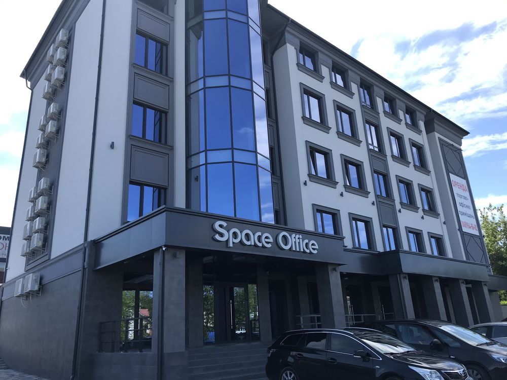 Оренда комерційного приміщення на 1 поверсі у Space Office 29 м2 Рівне