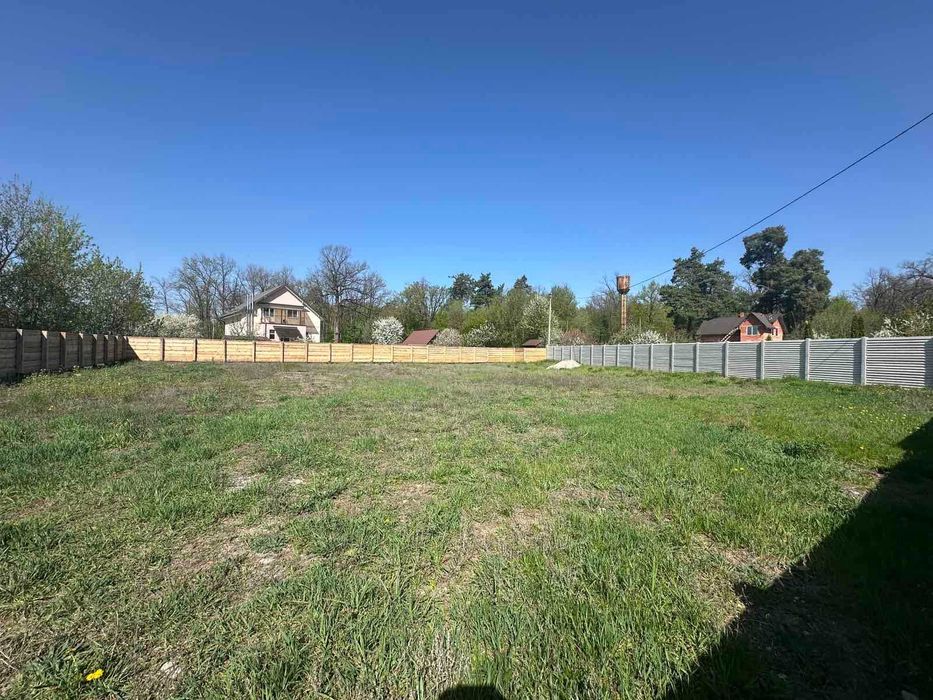 Продам земельну ділянку 10 сот в смт Ворзель, вул. Мічуріна!