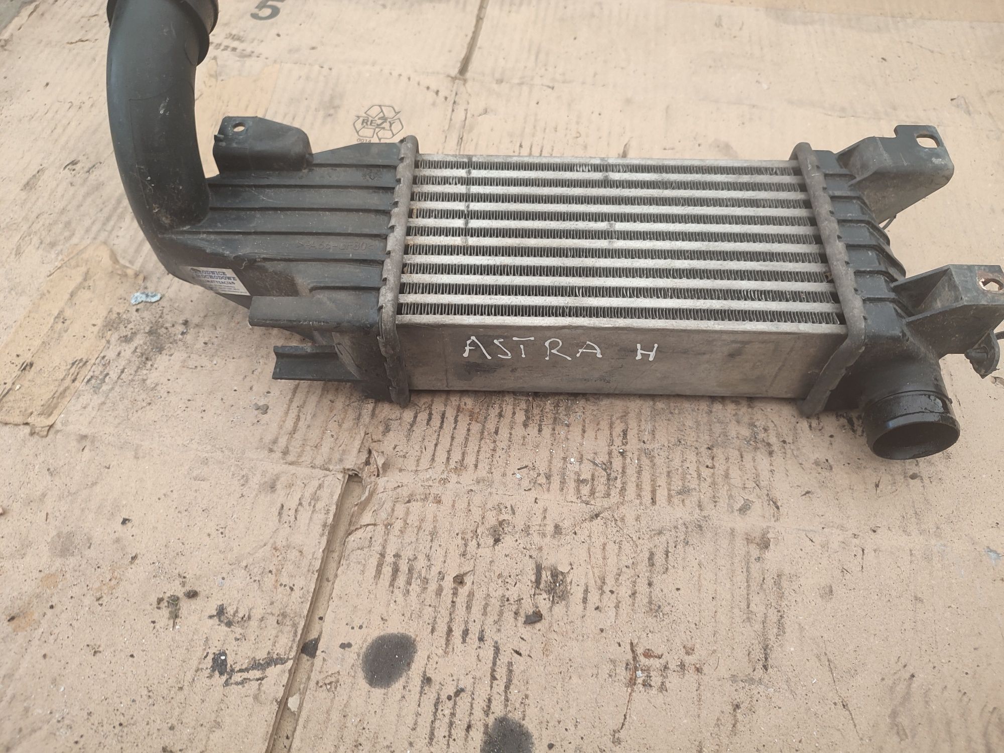 Intercooler chłodnica Astra H 3 1.7 cdti