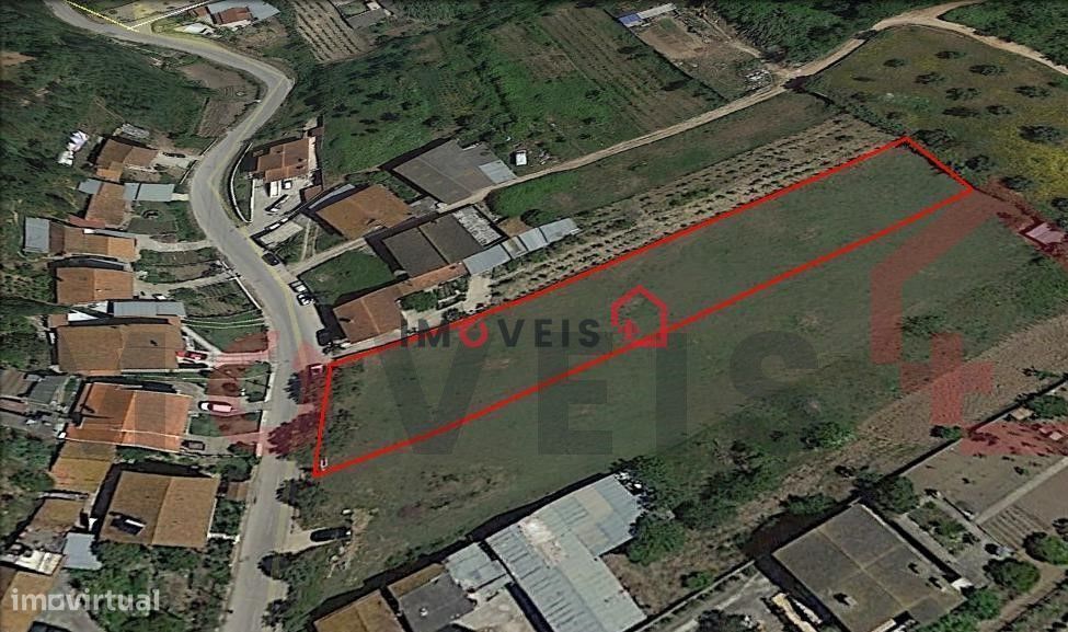 Excelente Lote de terreno com 2400m2 em Coimbra