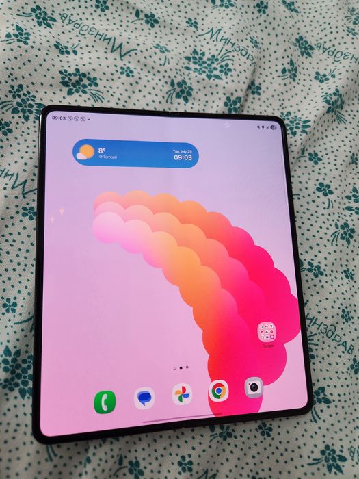 топовий Fold 4_12gb/512gb_Snapdragon 8 gen 1_AMOLED 120Hz