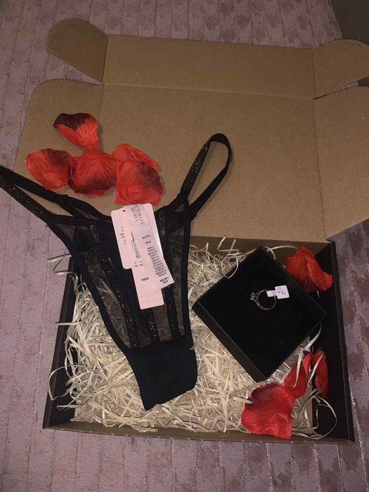 Zestaw Oryginał Vicotria Secret XS+ pierscionek rozmiar reuglowany