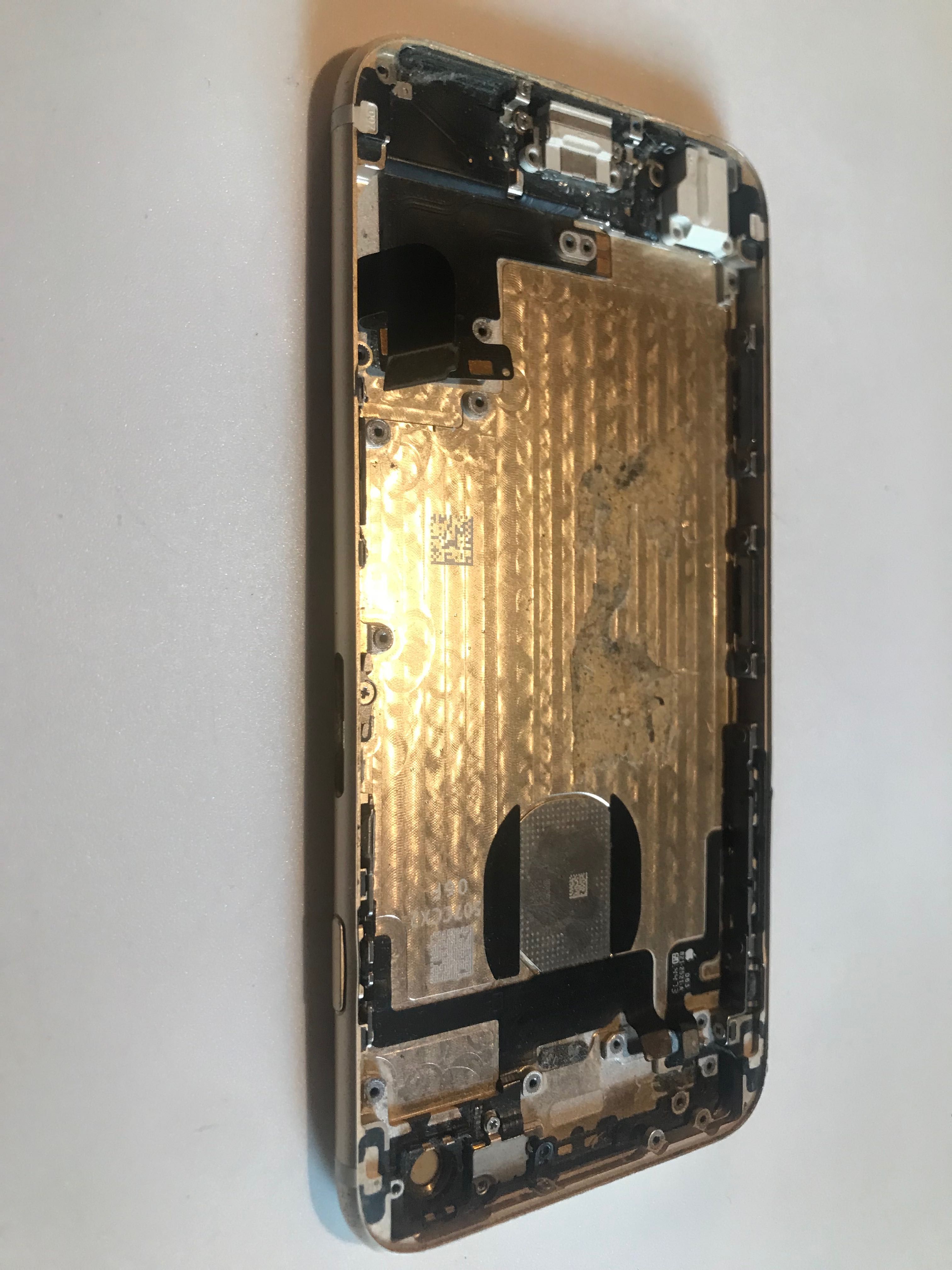 iPhone 6S tylny panel