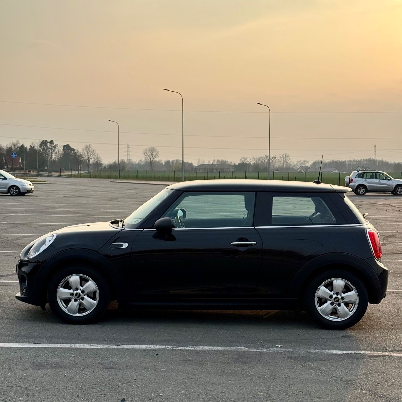 MINI ONE Mini One F56 1.2 102KM super stan