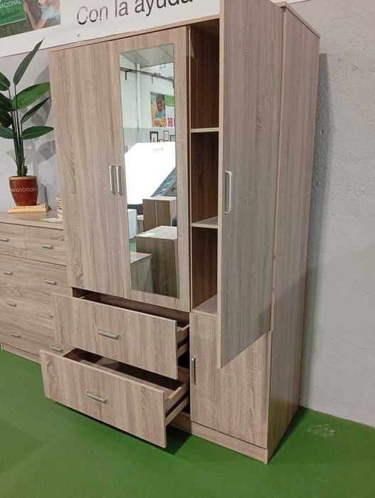 Ropeiro 3 portas com gavetas novo - Envio gratis