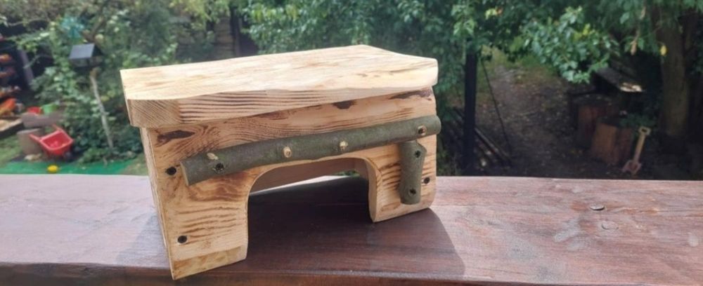 Dom dla żółwia z otwieranym dachem