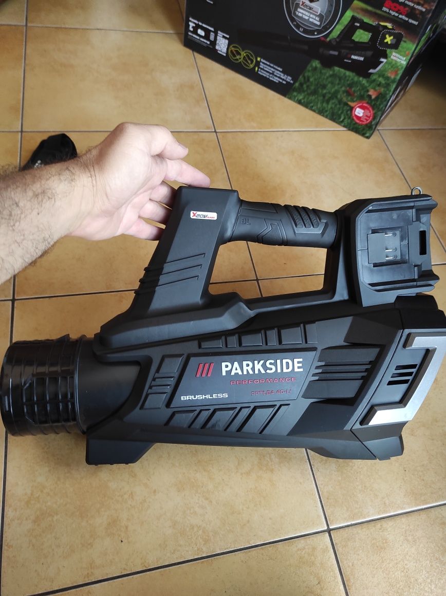 НІМЕЧЧИНА Дуйка садова для листя акумуляторна Parkside PPTLBA 40-Li C3