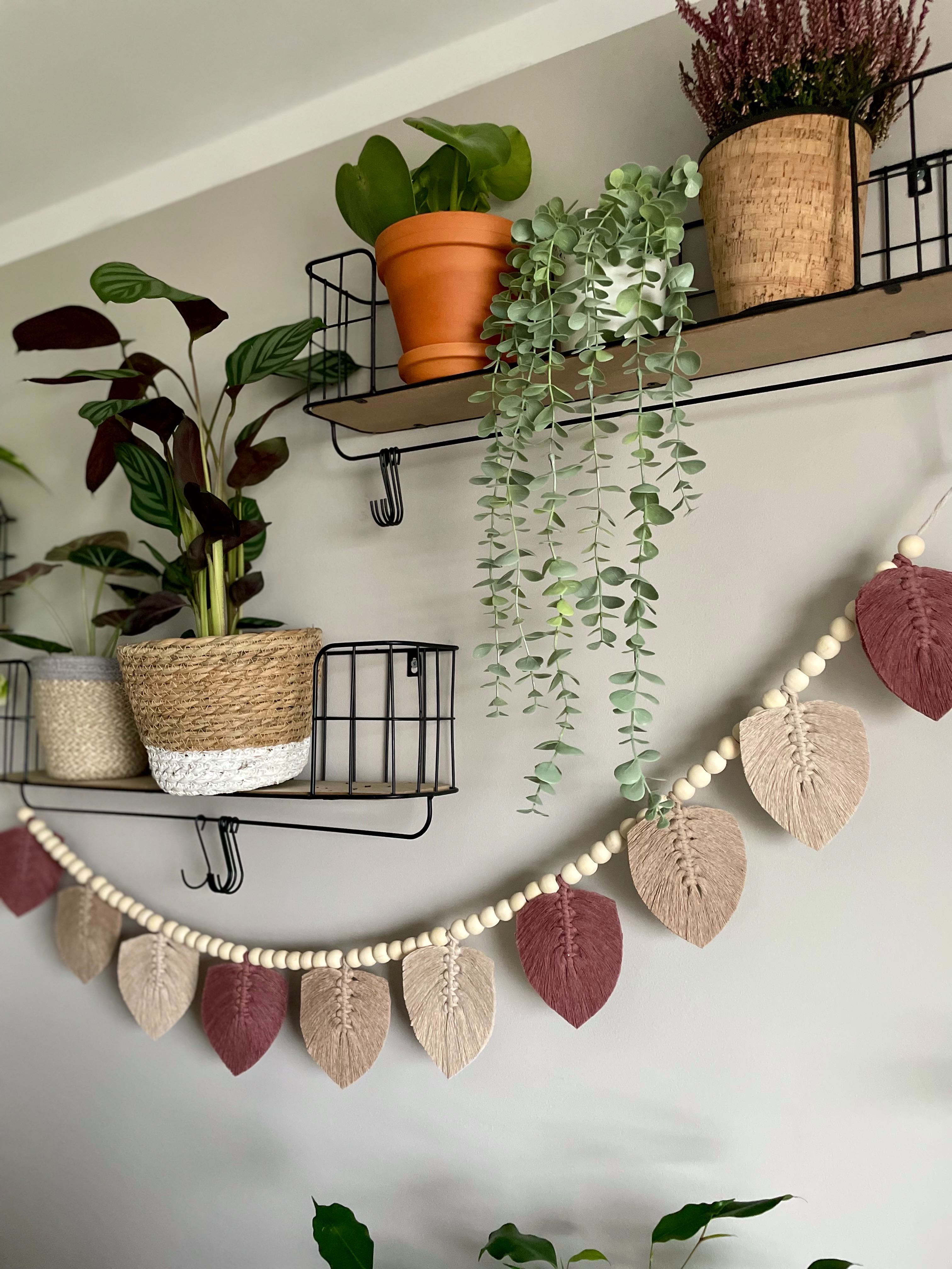 Girlanda korale drewno boho makrama handmade piórka pióra liście loft