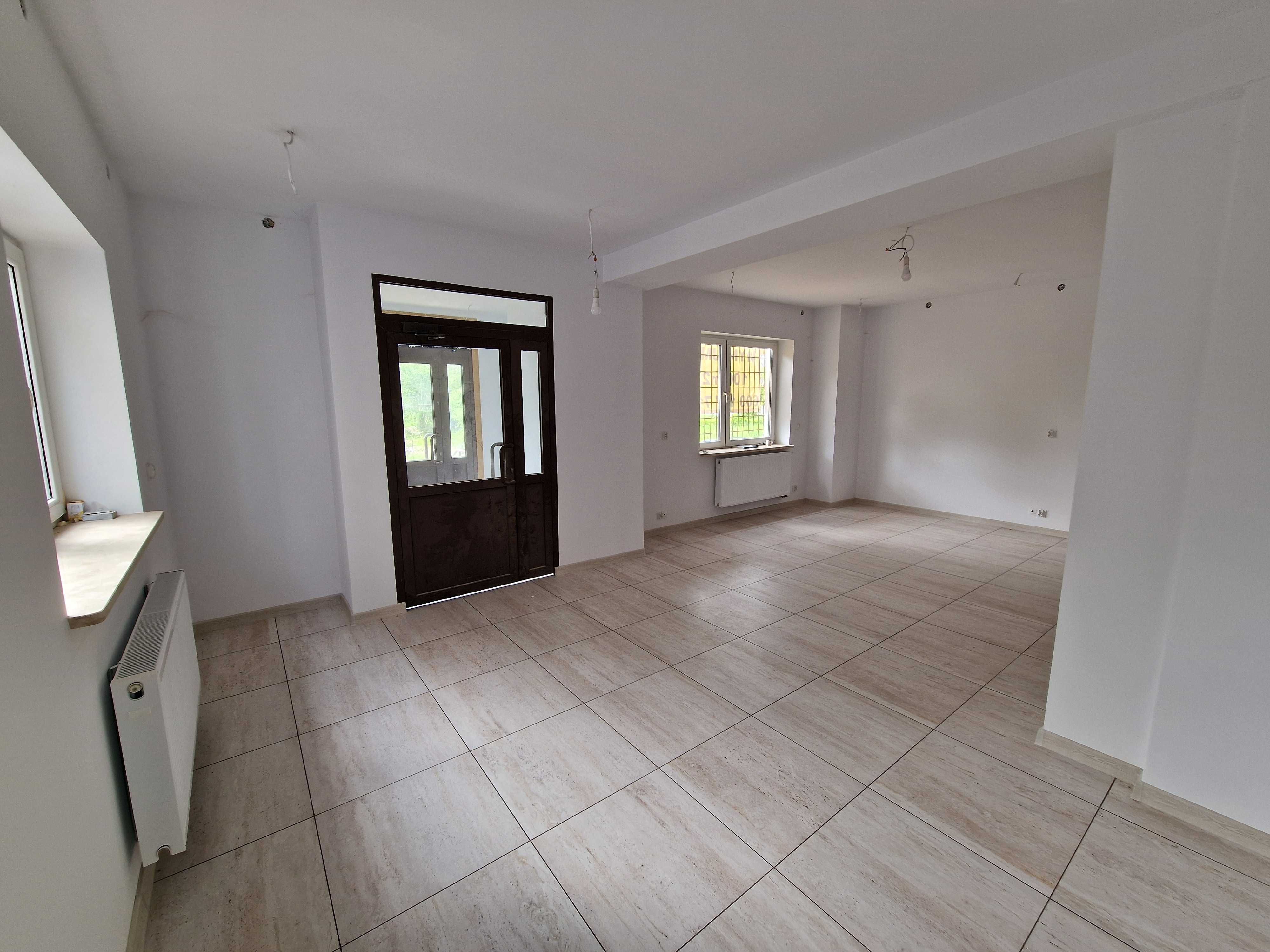 Lokal do wynajęcia 100m2 Pacanów