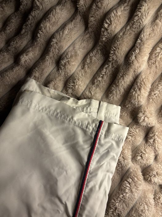 Спортивні білі штани Fila м-л широкі