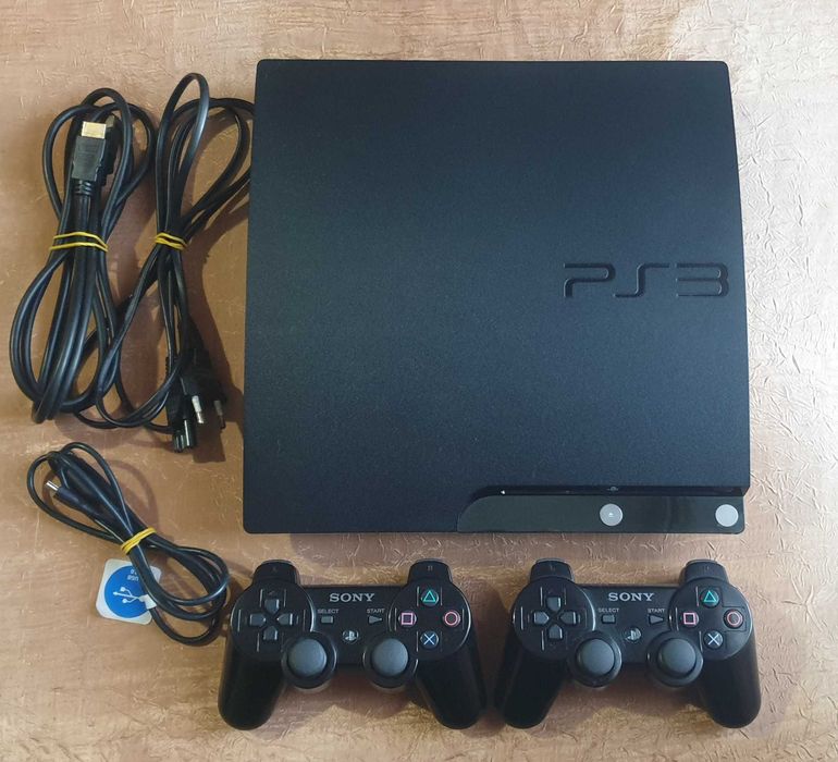 Playstation 3 PS3 Slim 500 gb з 40 іграми та 2 оригінальних джойстика