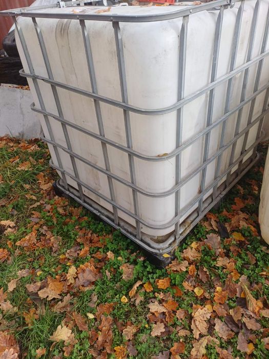 Mauzer 1000l plastikowy