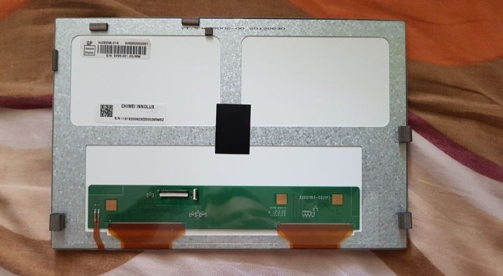 Продам запчасти на планшеты