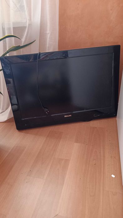 Продам плоский телевизор Philips в рабочем состоянии