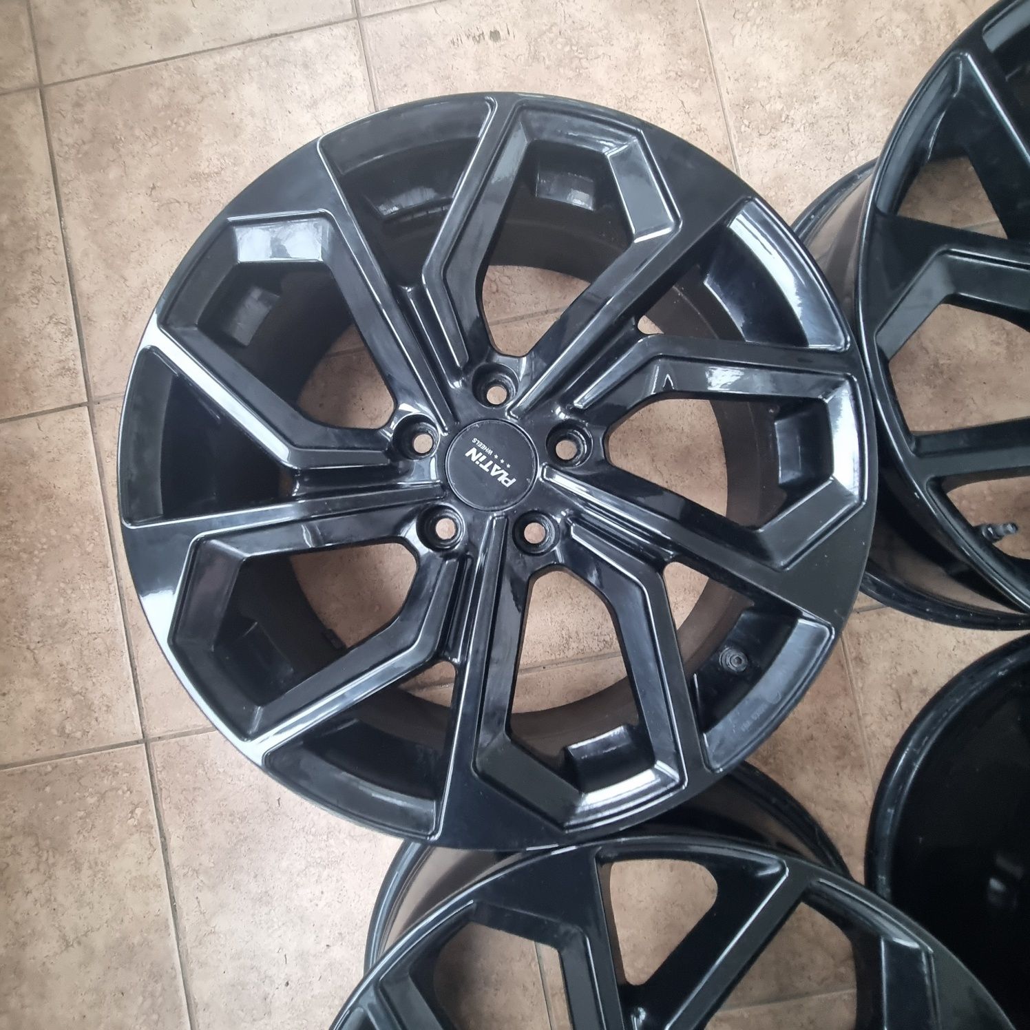 Диски Platin R18 5x112 7j ET45 ЦО57.1,VW, Seat, Skoda, Audi.