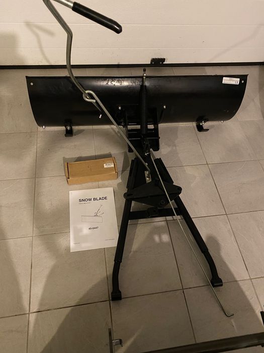 Pług do śniegu traktorka Husqvarna Rider