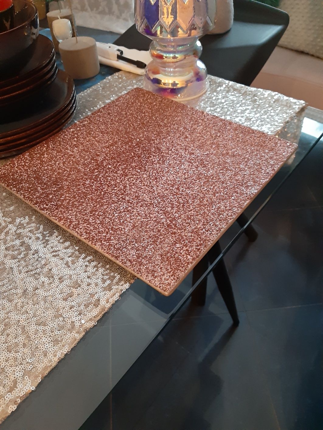 Patera brokat różowa kolekcja glamour tworzywo talerz ozdobny tkmaxx