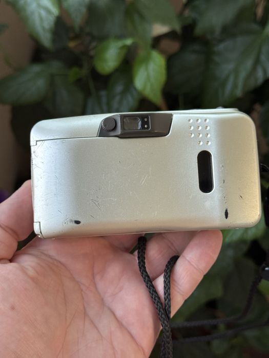 Пленочный фотоаппарат Olympus MJU zoom 140