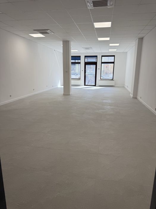 Lokal handlowo-usługowy 90m2
