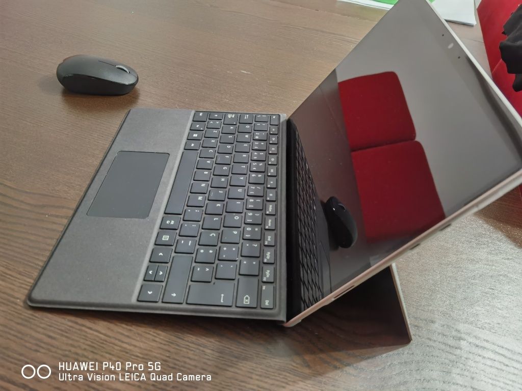 Microsoft surface pro 8   13'