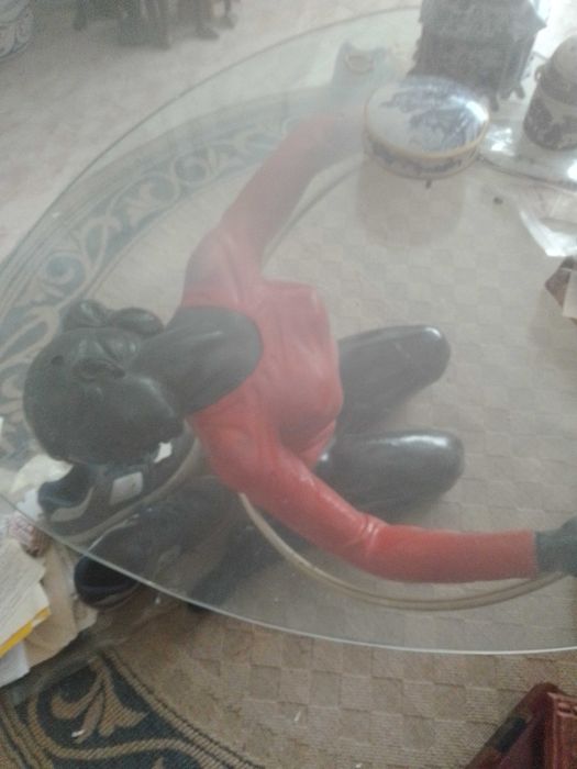 mesa escultura africana