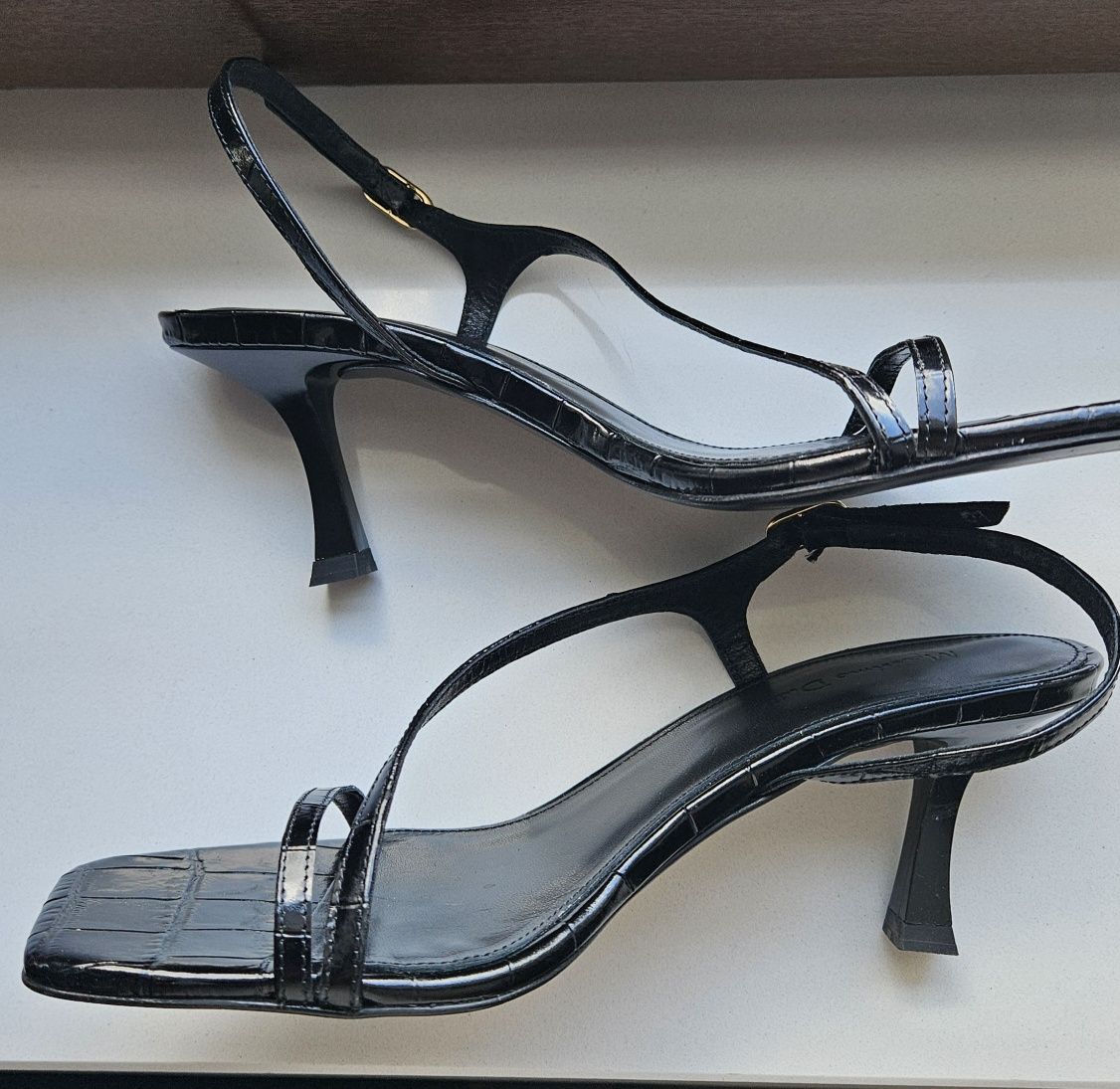 Sandały Massimo Dutti 39