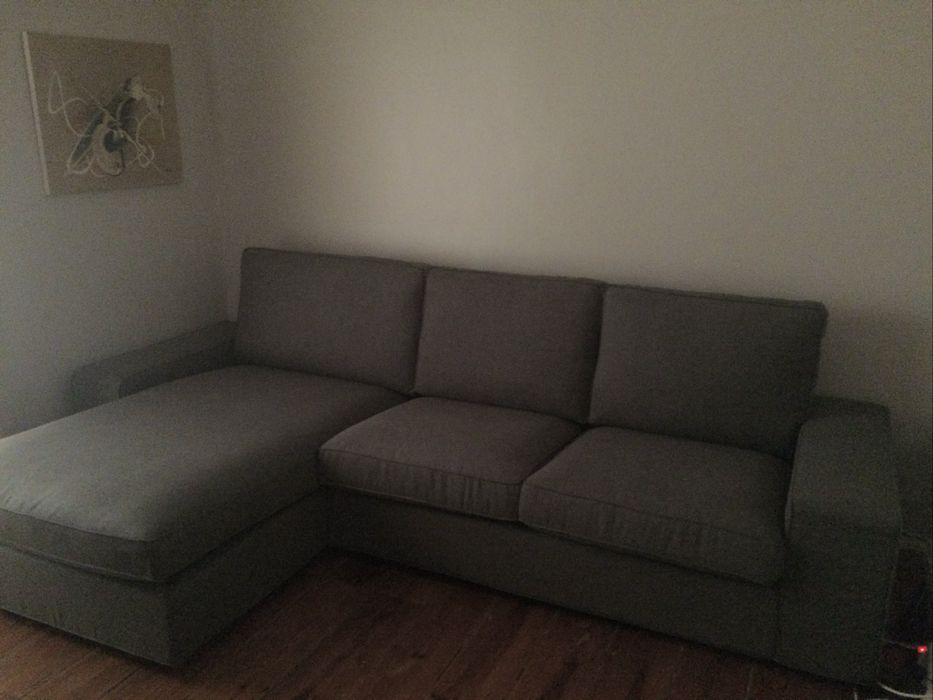 Sofá com chaise longue