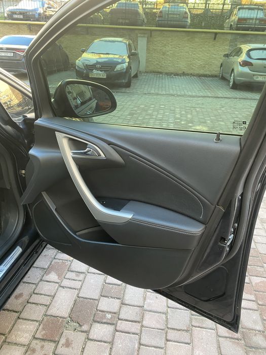 Продається Opel Astra sports touer 1.7