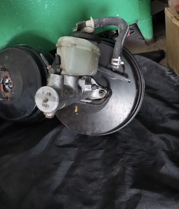 Продам вакуумный усилитель на Camry 10,20!