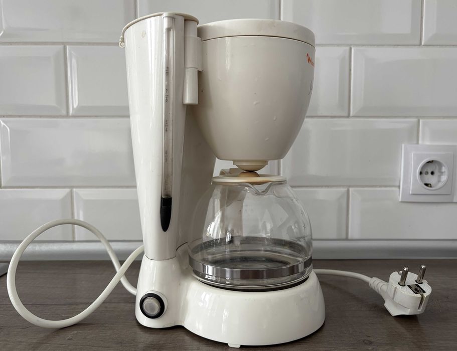 Крапельна кавоварка Moulinex BCA 1 L4 Little Solea