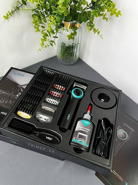 Професійна машинка для стрижки волосся VGR V-001