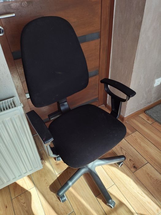 Krzesło obrotowe biurkowe