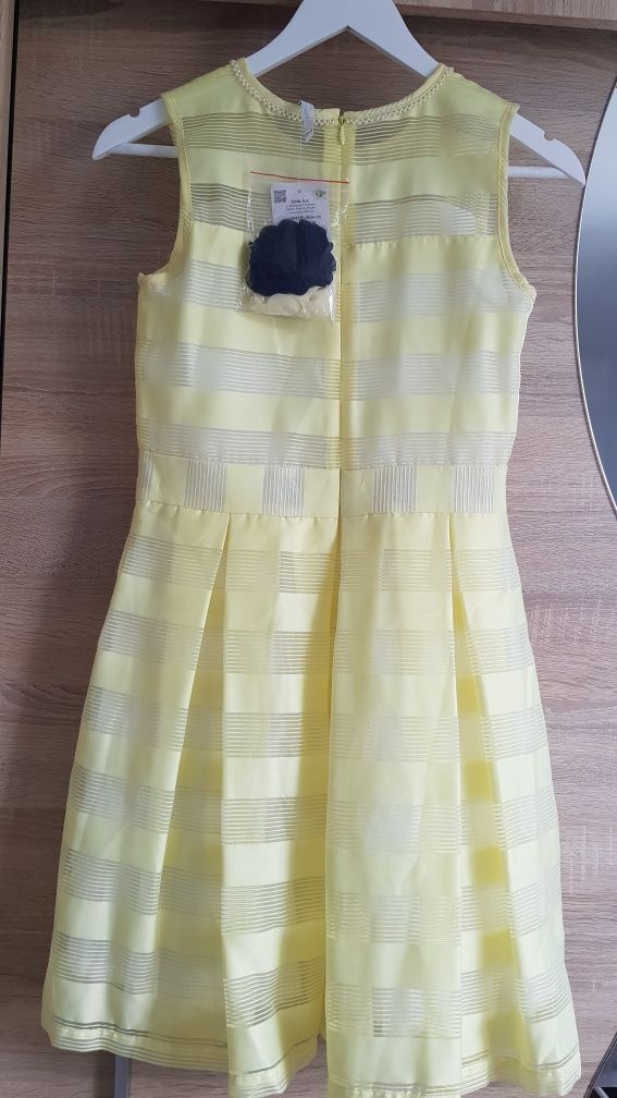 Elegancka sukienka