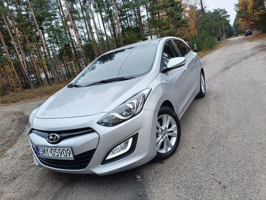 Hyundai I30 Hyundai i30 1.4B Bogato wyposażony,Climatronic,110.000km Doinwestowany