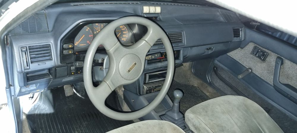 Автомобіль mazda 626 2.0 diesel мазда 626 дизель машина 1987