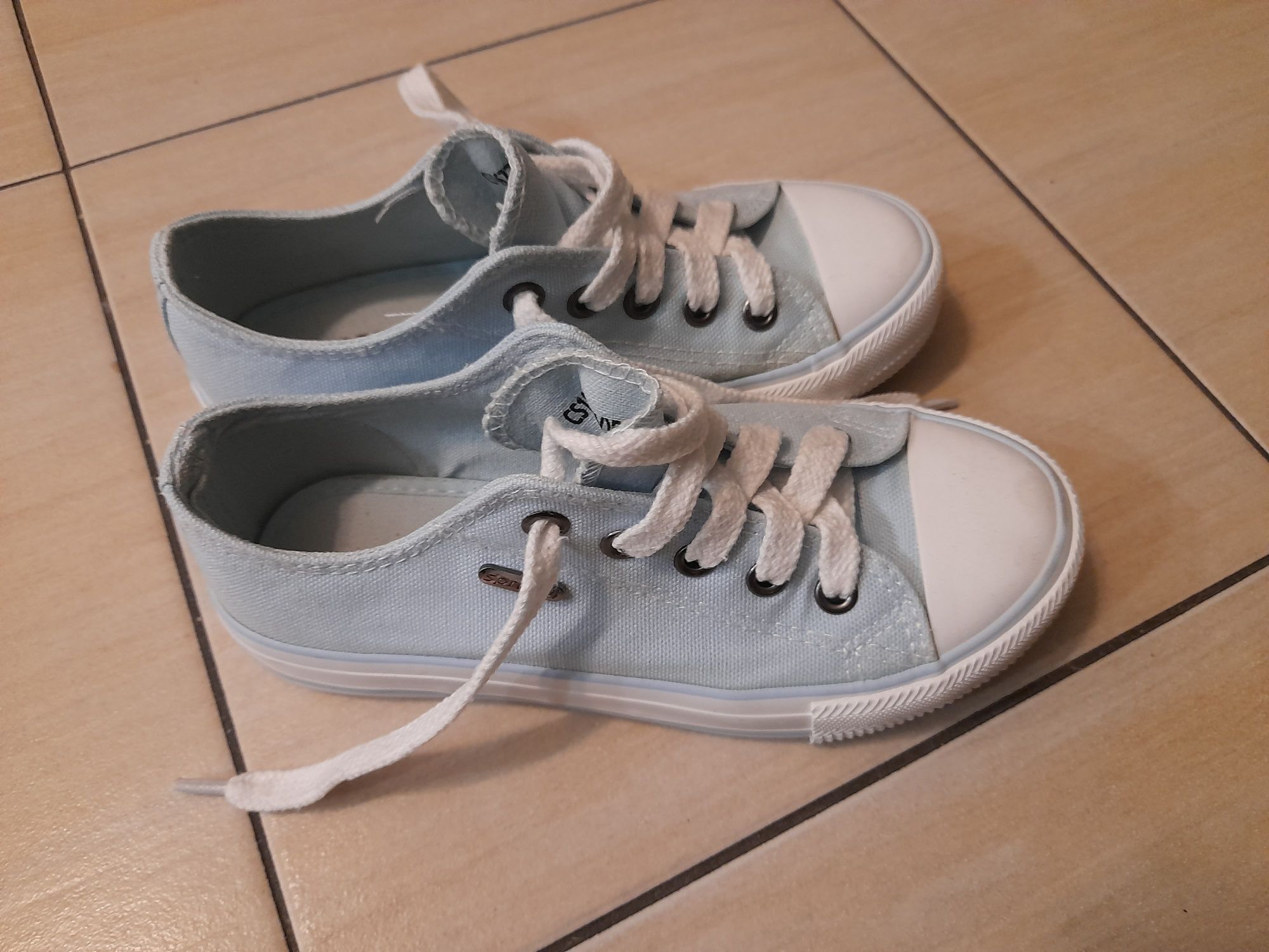 Buty  Sprandi 32