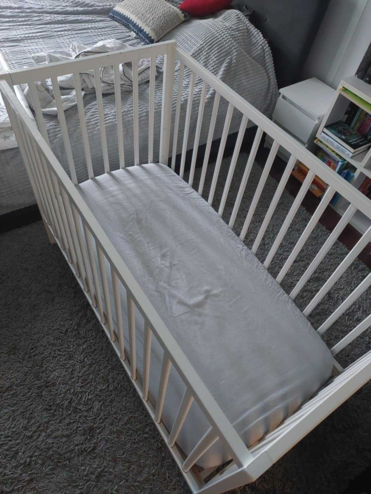 Łóżeczko dziecięce, 3 poziomy, 120x60, materac, przewijak, karuzela