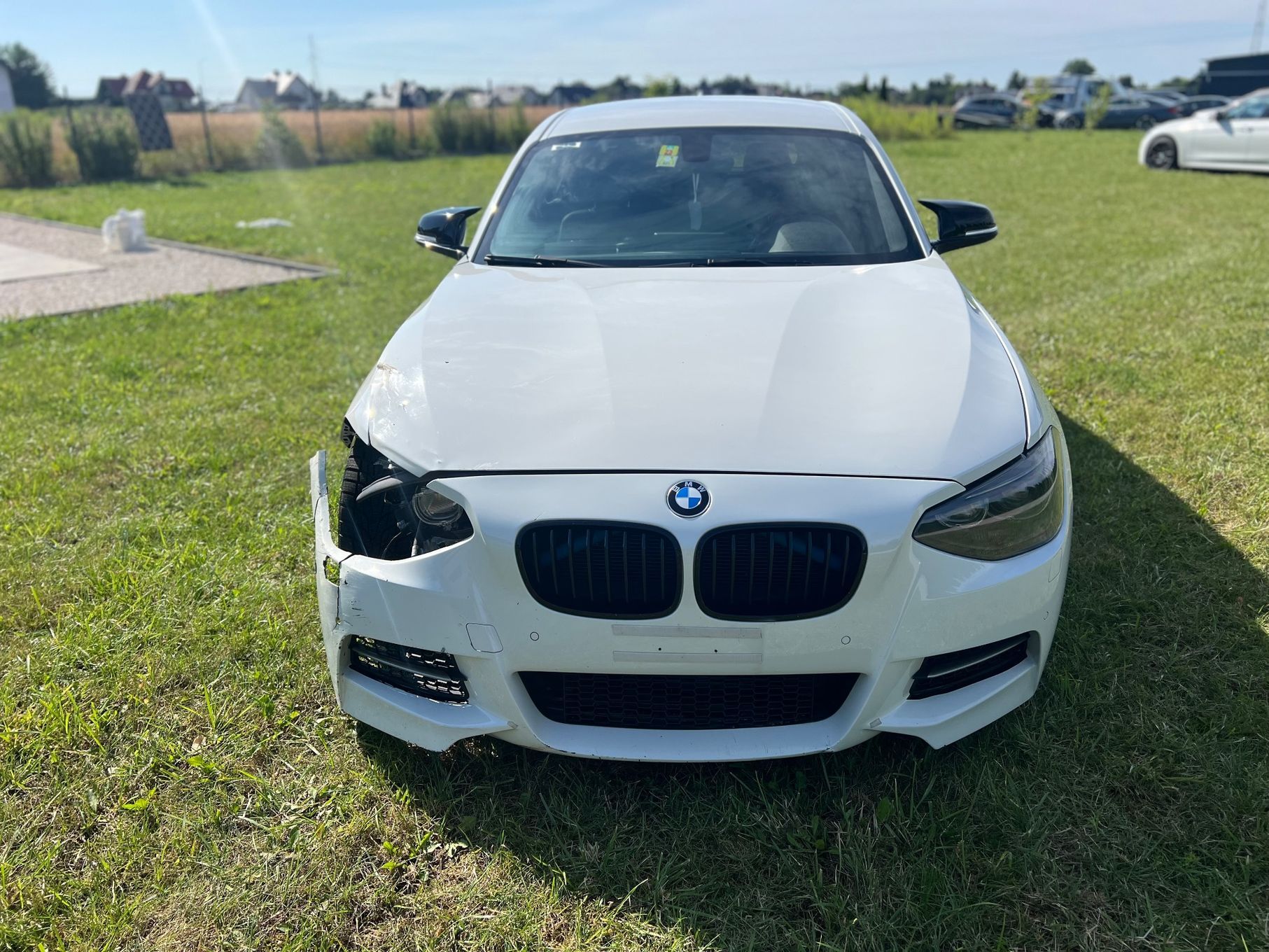 BMW Seria 1 F20 M135i x Navi Led Skora Swiss Aso Biała M Pakiet M Performance KW