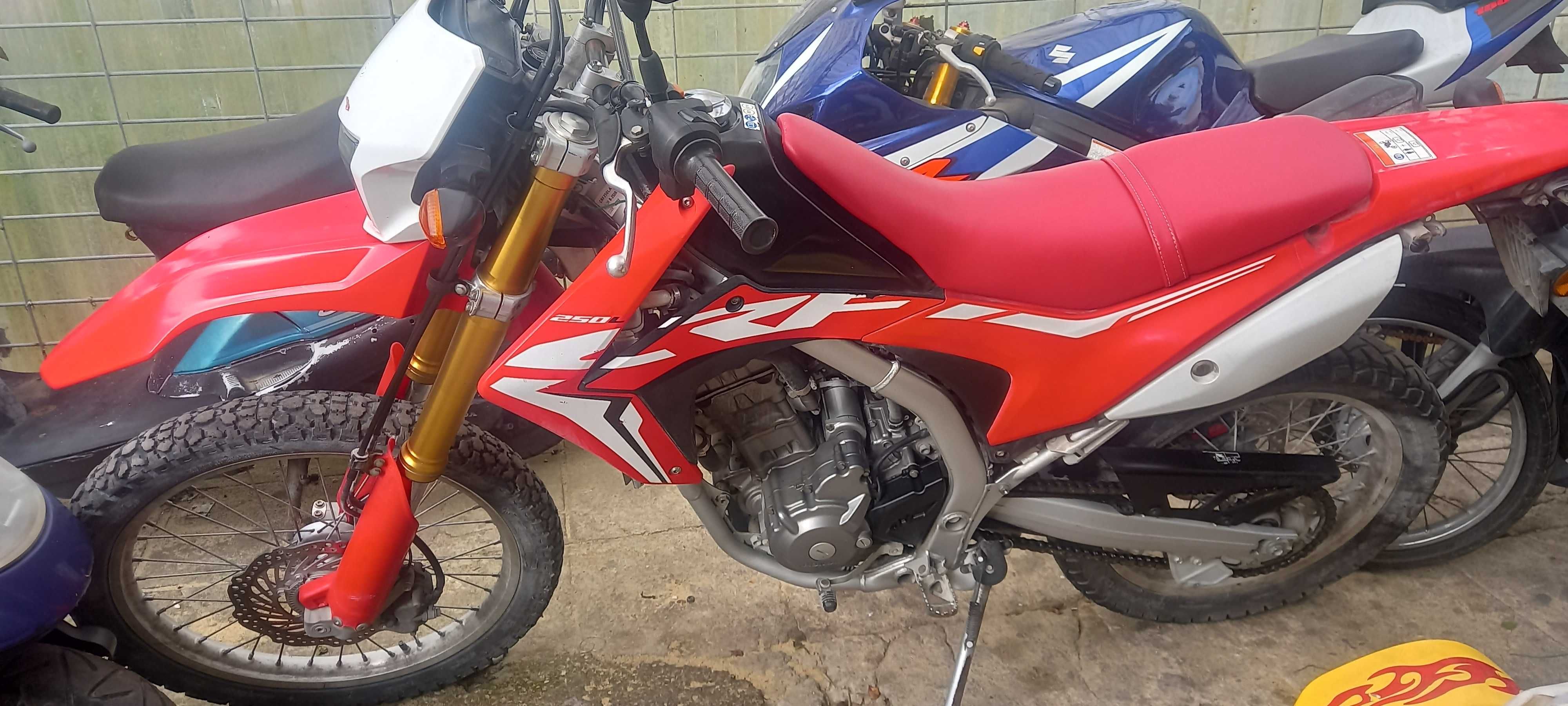 Mota Honda CRF250LA