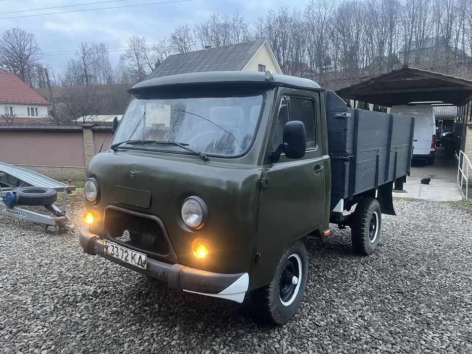 Продам Уаз Бортовий 3303