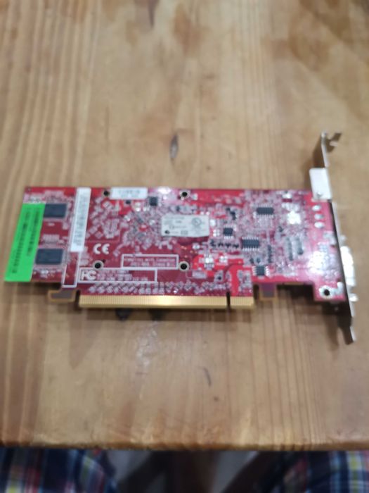 ATI Radeon X1300 128MB PCIe Graphics Card64584327820547123