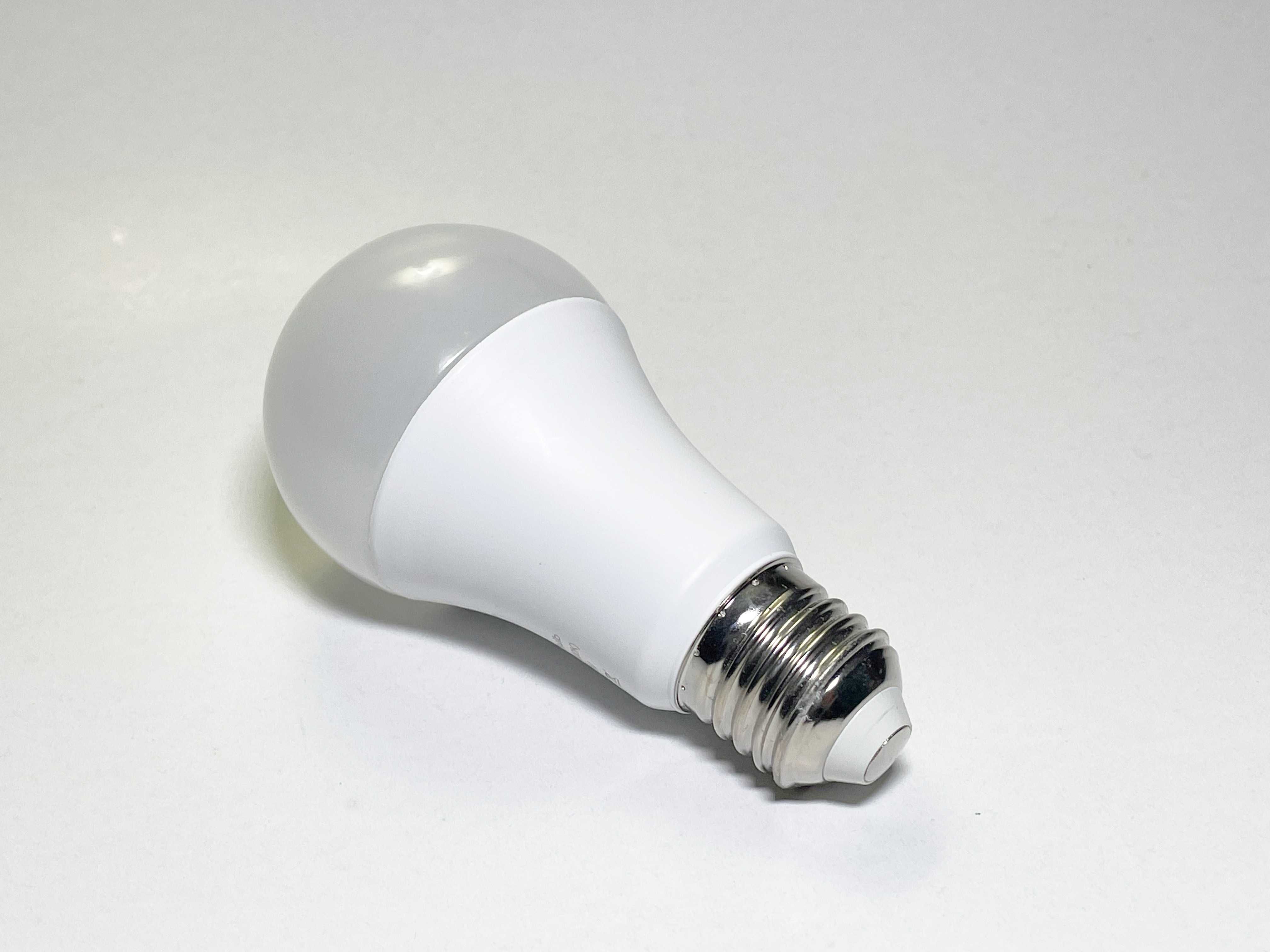 2 Lâmpadas LED Inteligente Wi-Fi RGB
