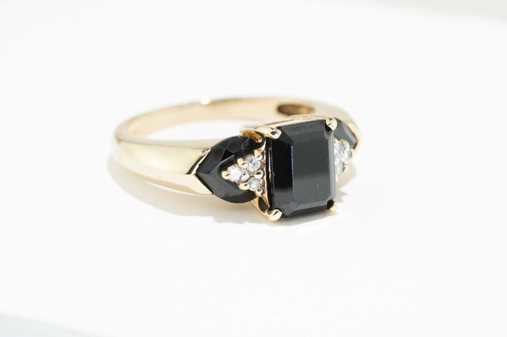 Złoty pierścionek z brylantami 14K 4.53g