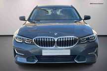 BMW 330 e Touring Line Luxury Auto
